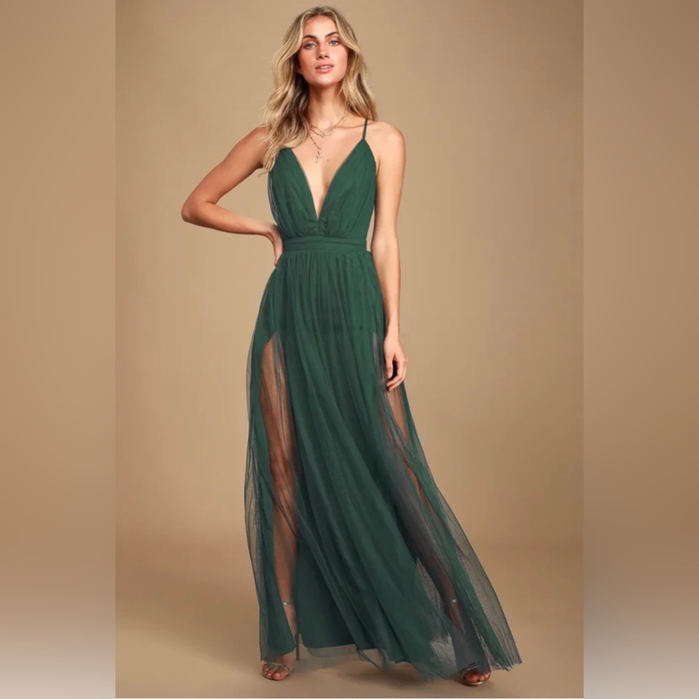 Lulu’s Hunter Green Backless Maxi Dress